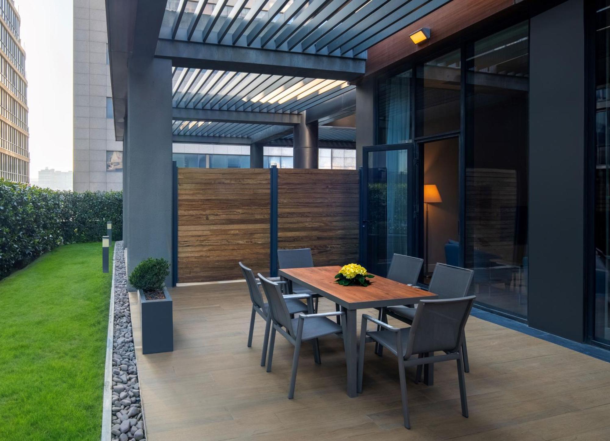 Hotel Movenpick Living Istanbul West Exterior foto